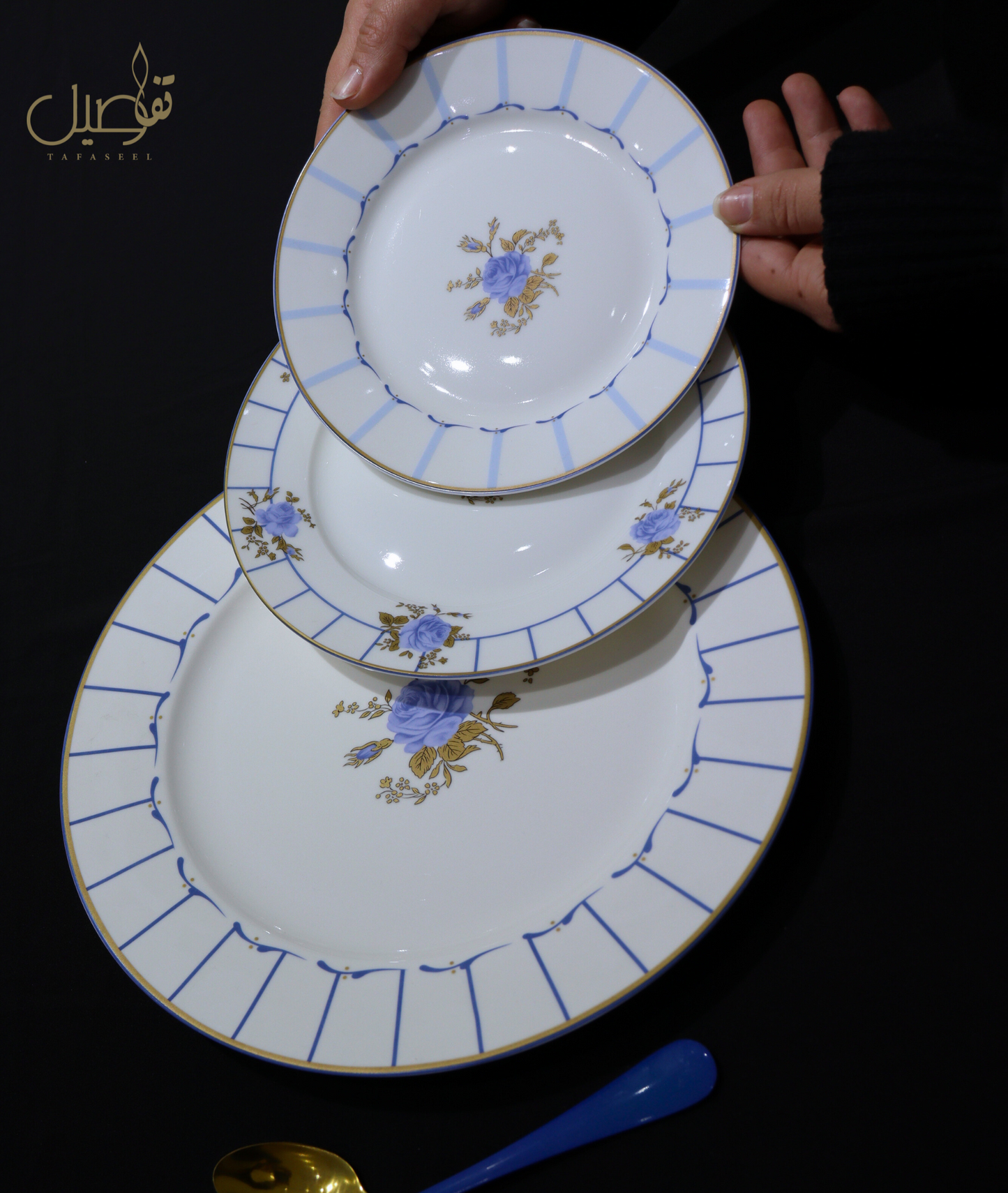 "طقم الأحلام لإطلالتك على المائدة"