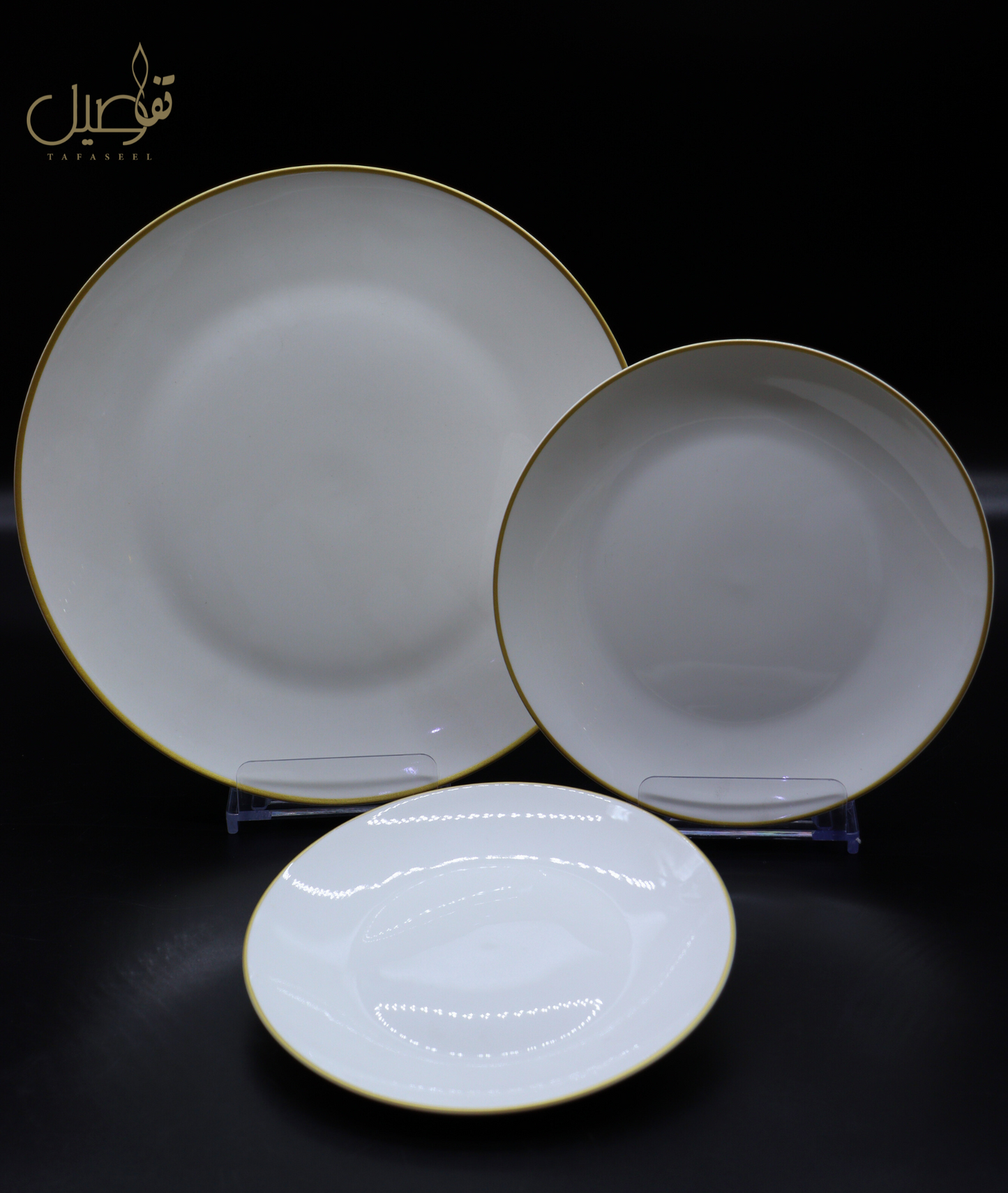 "أناقة البساطة على مائدتك 🍽️✨"