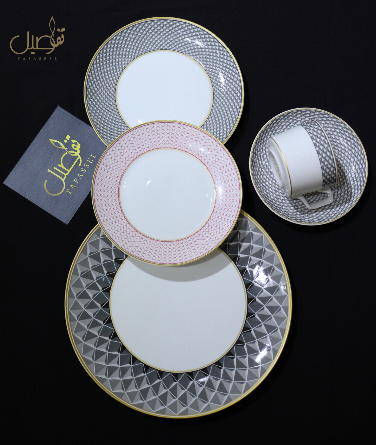 "أناقة مائدتك تبدأ هنا! 🍽️"