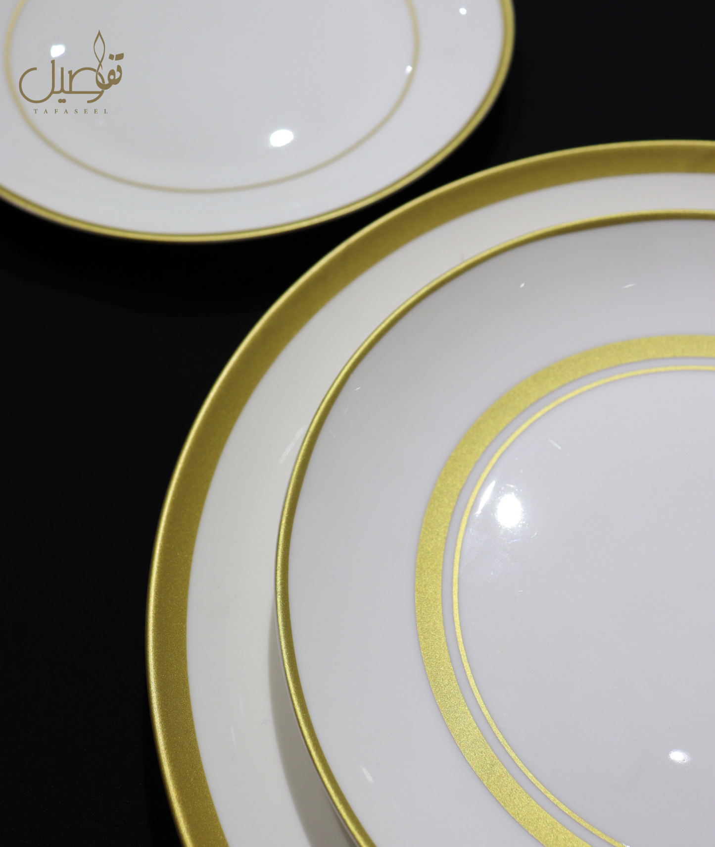 ✨ طقم أبيض ذهبي فاخر بـ18 قطعة - لمائدتك أناقة لا تُضاهى! ✨