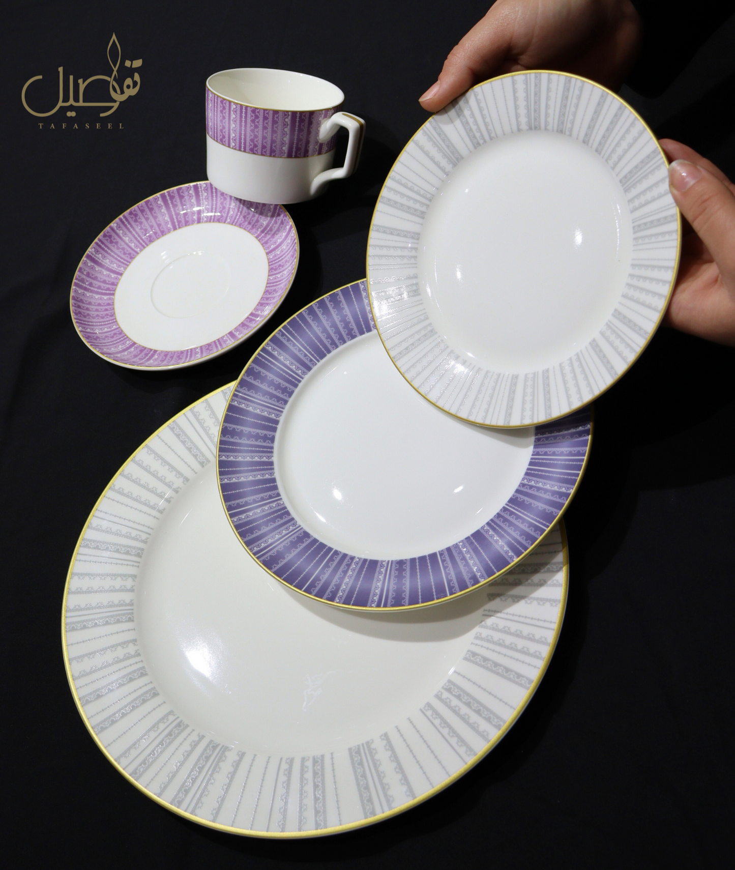 طقم فاخر من 30 قطعة لـ 6 أشخاص – أناقة مائدة لا تُقاوم! ✨