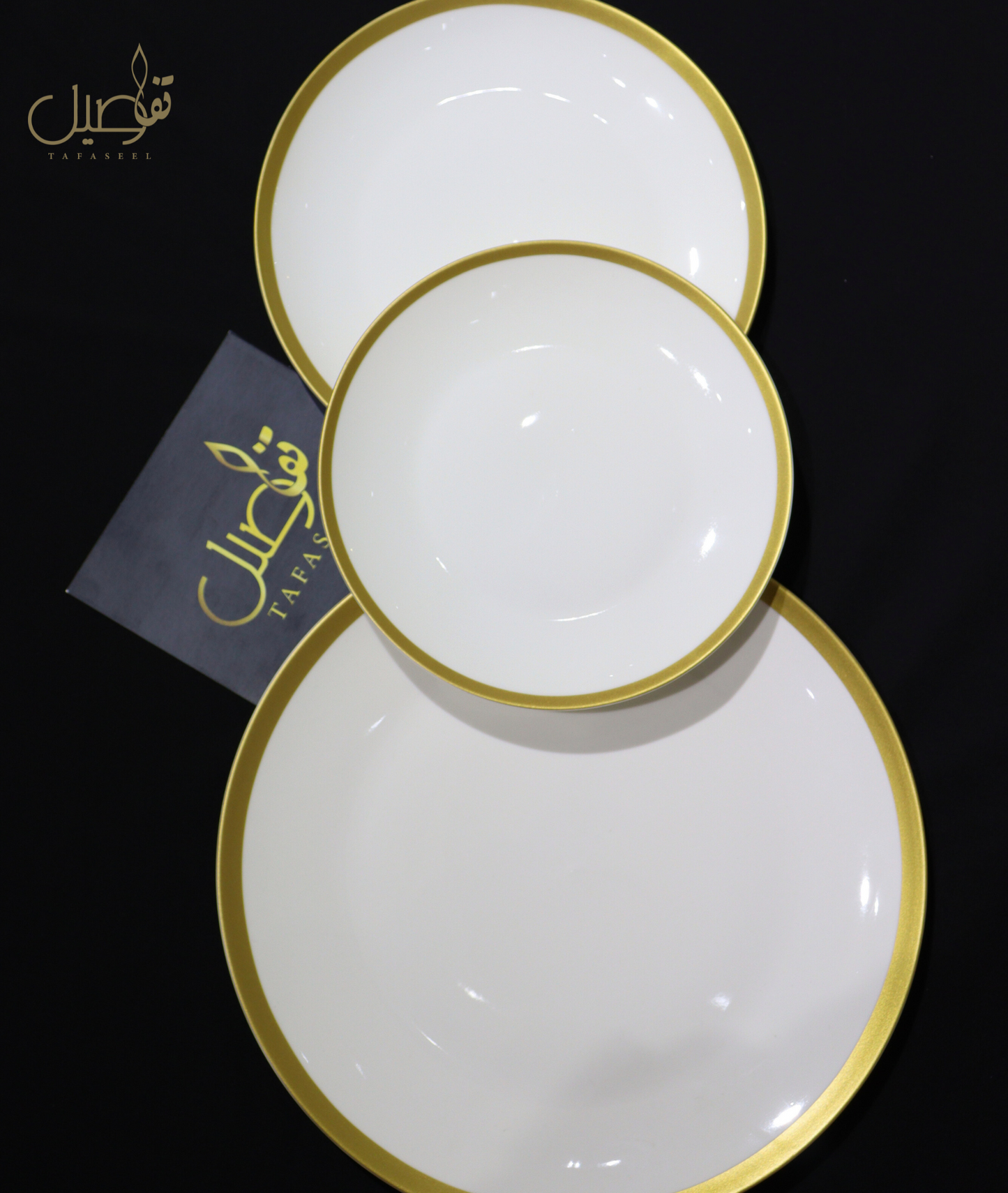 ✨ طقم أبيض أنيق – 18 قطعة لإطلالة راقية على مائدتك ✨