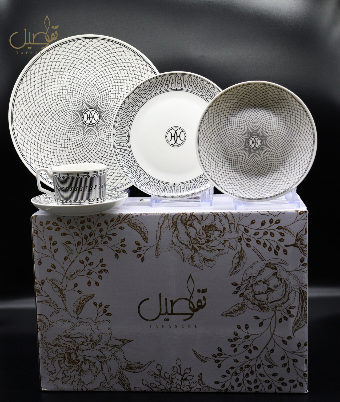 طقم أنيق بـ 30 قطعة – بساطة ورُقي في كل تفاصيله! 🍽️☕