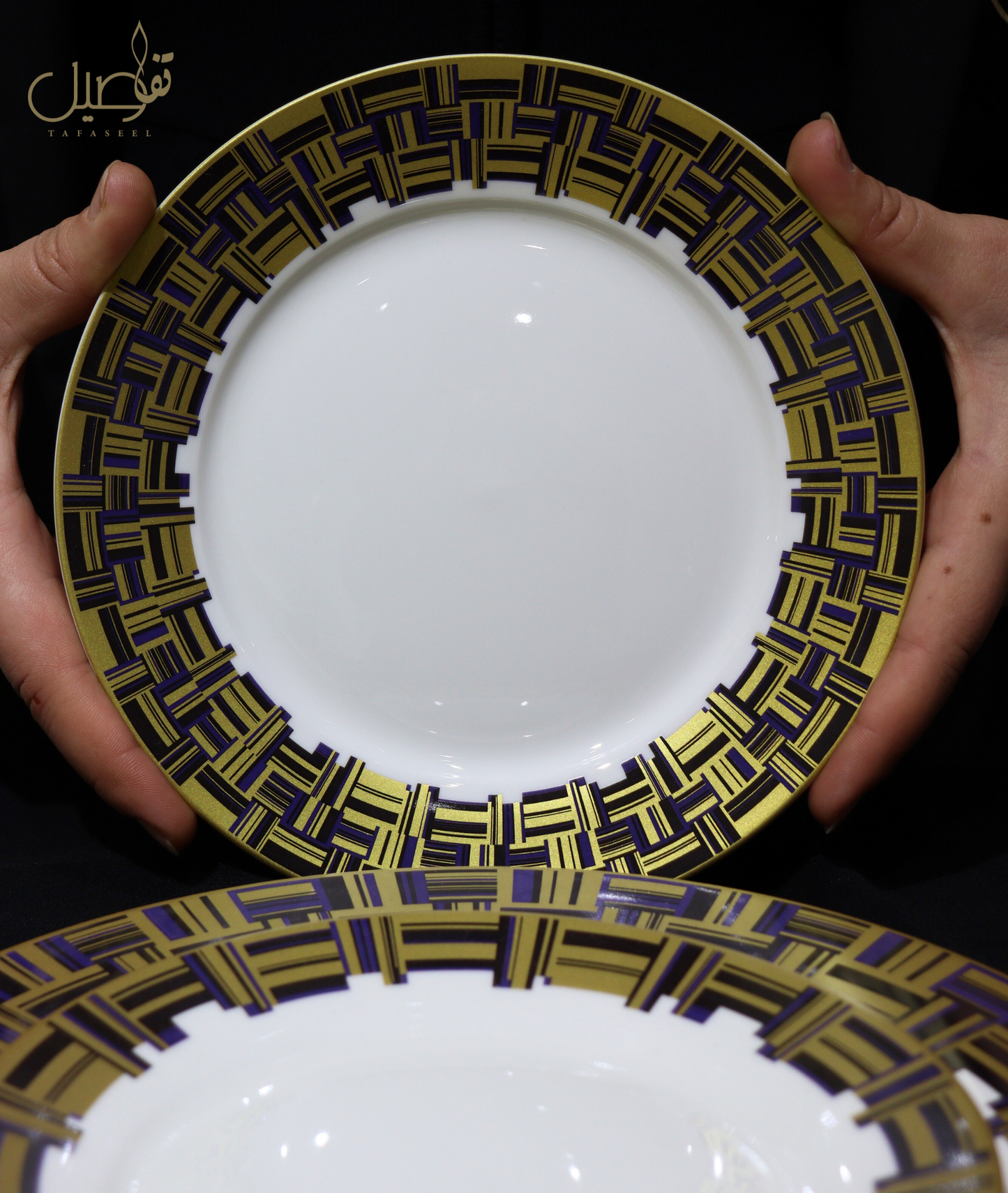 ✨ طقم الأحلام لمائدتك! 30 قطعة من الأناقة ✨