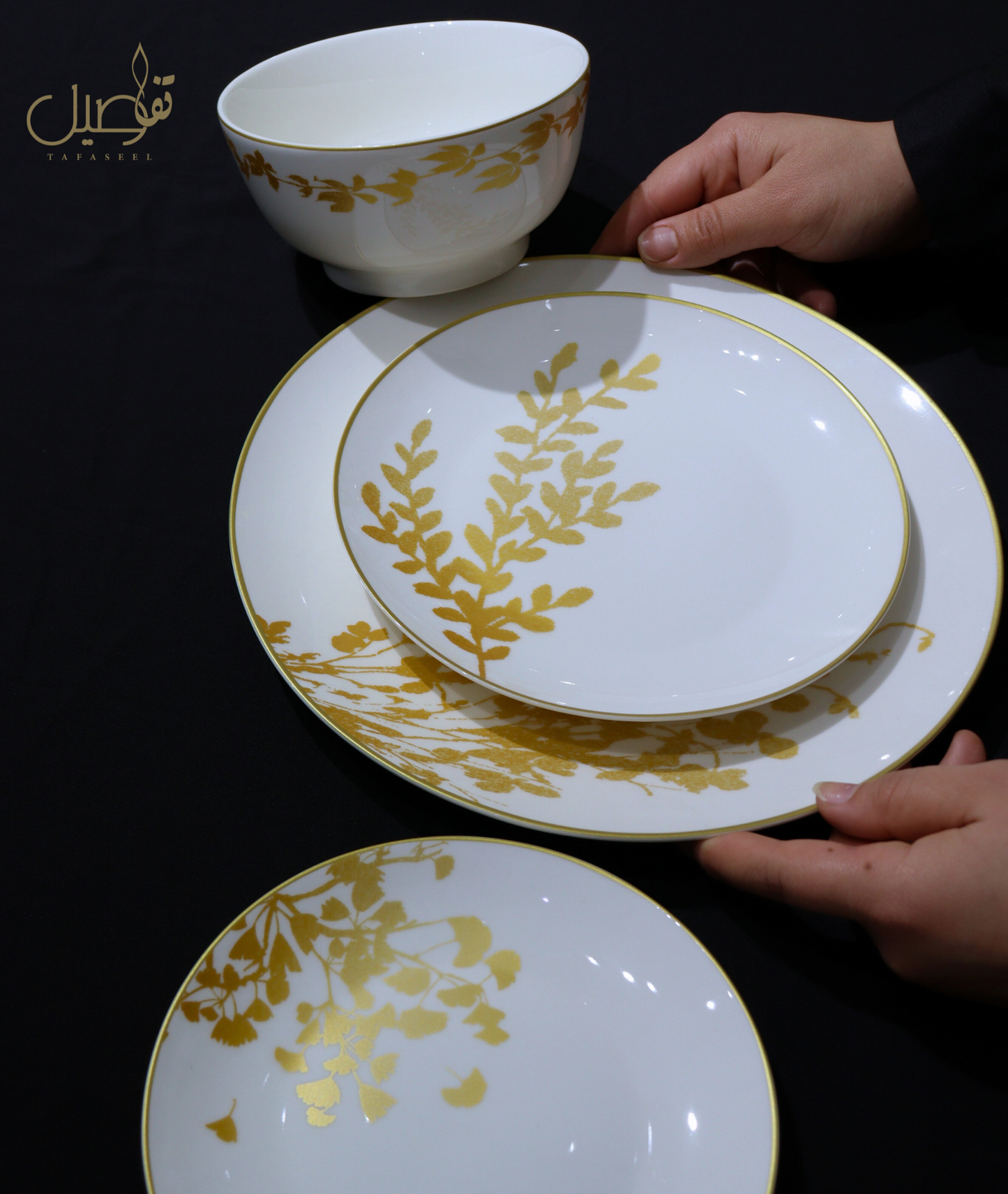 طقم مائدة أبيض فاخر لـ 6 أشخاص – أناقة لا تُقاوَم! ✨