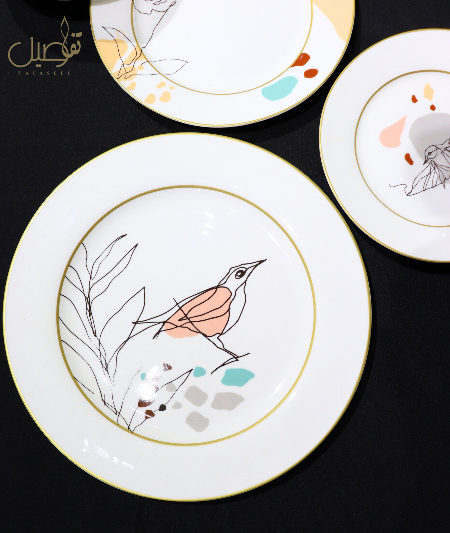 ✨ "طقم الطائر المميز - جمال وأناقة على مائدتك" ✨