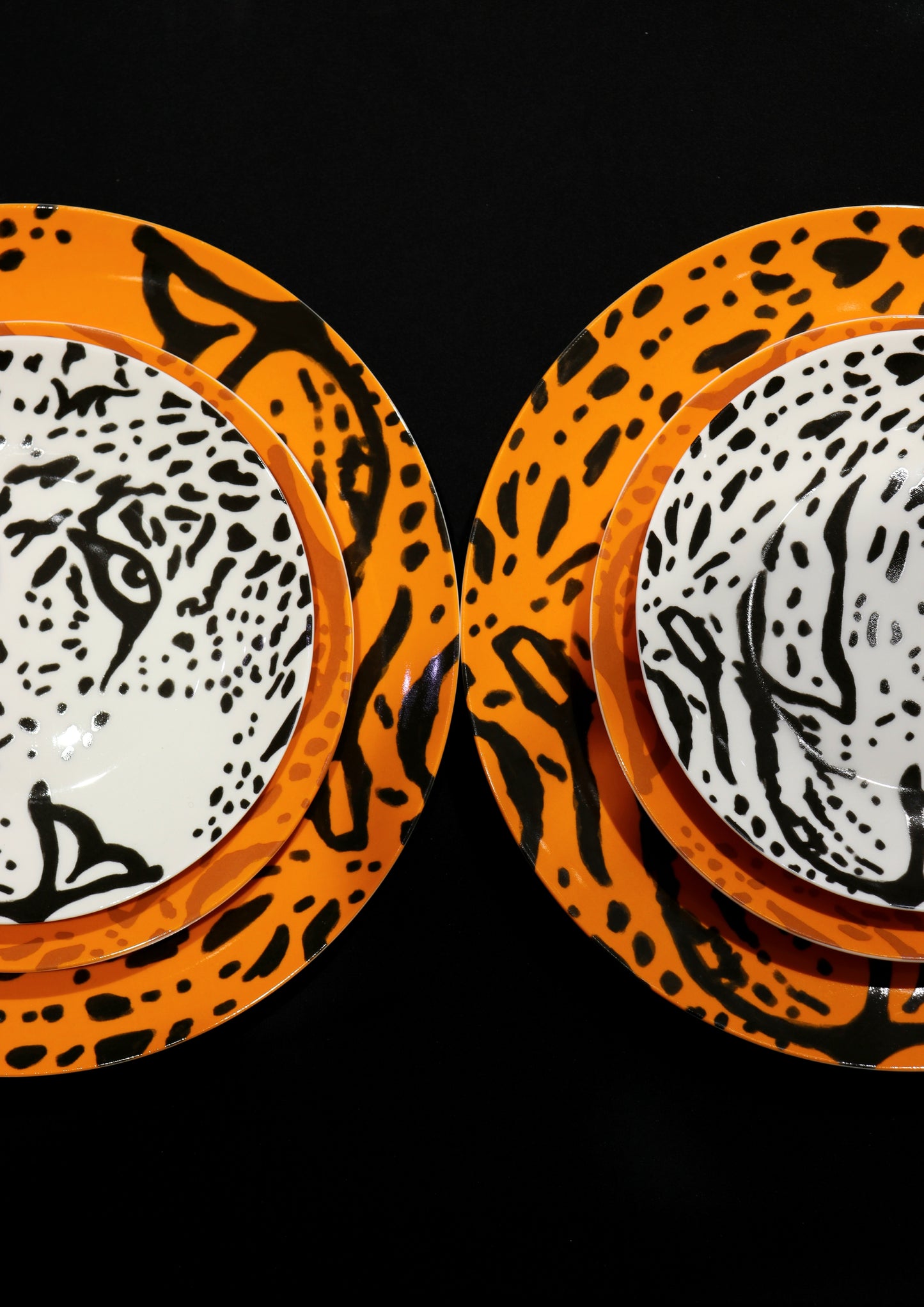 طقم فاخر بلون برتقالي عصري يتكون من 24 قطعة